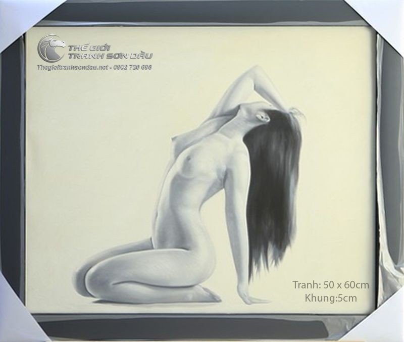 tranh-co-gai-khoa-than-trang-den.jpg