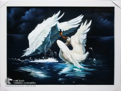 Tranh Đôi Thiên Nga Hôn Nhau