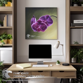 Tranh Hoa Lan Tím và Những Hạt Sương
