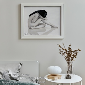 Tranh Khỏa Thân Thiếu Nữ Cúi Mặt