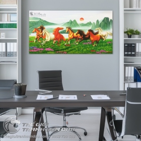 Tranh Mã Đáo Thành Công Chạy Trên Cỏ