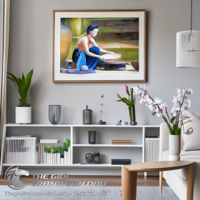 Tranh Thiếu Nữ Việt Nam Mặc Áo Yếm Vo Gạo Rửa Rau