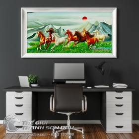 Tranh Vẽ Bát Mã Ngựa Chạy Trên Thảo Nguyên Xanh