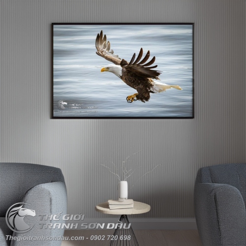 Tranh Đại Bàng Bay Trên Làn Nước