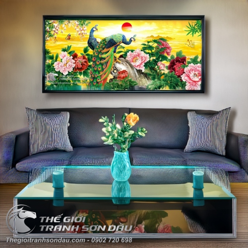 Tranh Đôi Chim Công Bên Hoa Mẫu Đơn Và Mặt Trời Đỏ