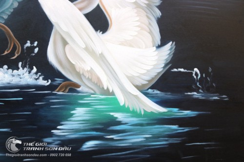 Tranh Đôi Thiên Nga Hôn Nhau