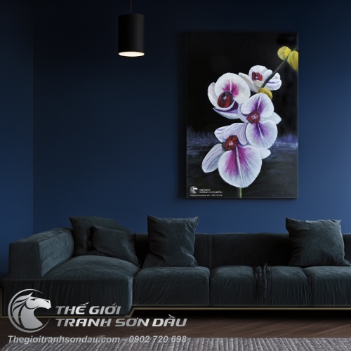 Tranh Hoa Lan Trong Đêm Tối
