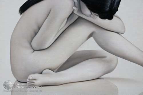 Tranh Khỏa Thân Thiếu Nữ Cúi Mặt