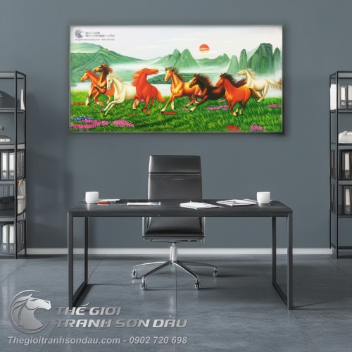 Tranh Mã Đáo Thành Công Chạy Trên Cỏ