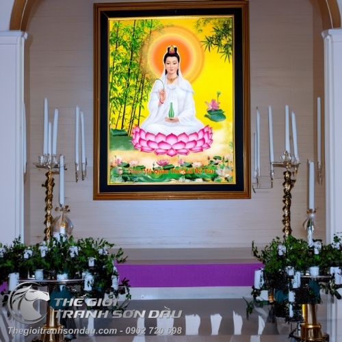 Tranh Phật Quan Âm Ngồi Nền Vàng Vẽ Sơn Dầu