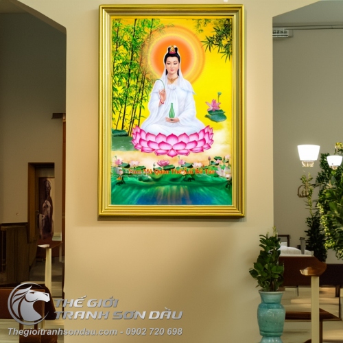 Tranh Phật Quan Âm Ngồi Nền Vàng Vẽ Sơn Dầu