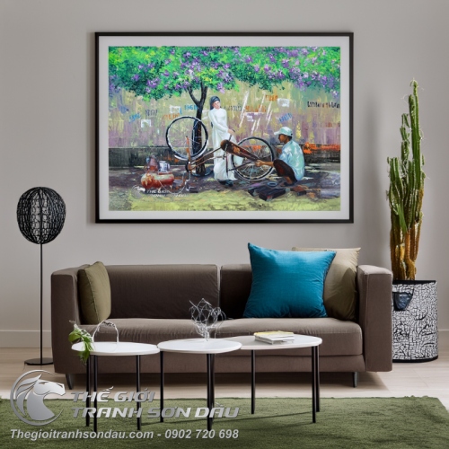 Tranh Sơn Dầu Vẽ Cô Gái Sửa Xe Đạp