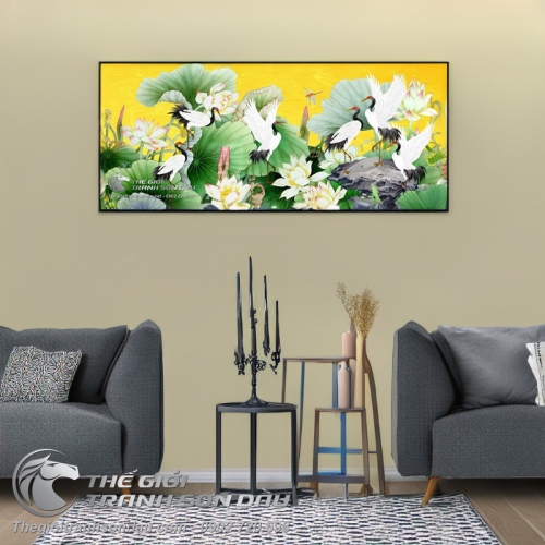 Tranh Vẽ Đàn Chim Hạc Đang Tung Cánh Trên Ao Sen Trắng