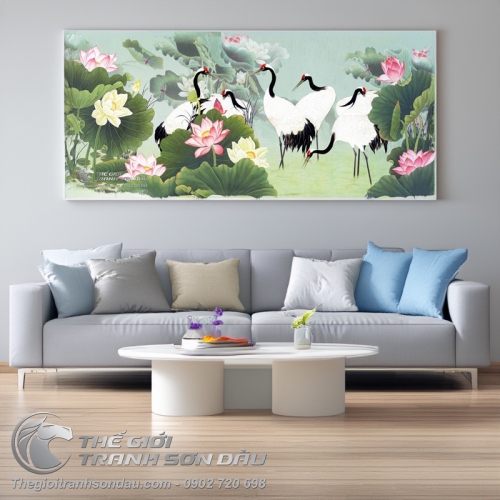 Tranh Vẽ Những Chú Chim Hạc Đang Kiếm Ăn Bên Hồ Sen